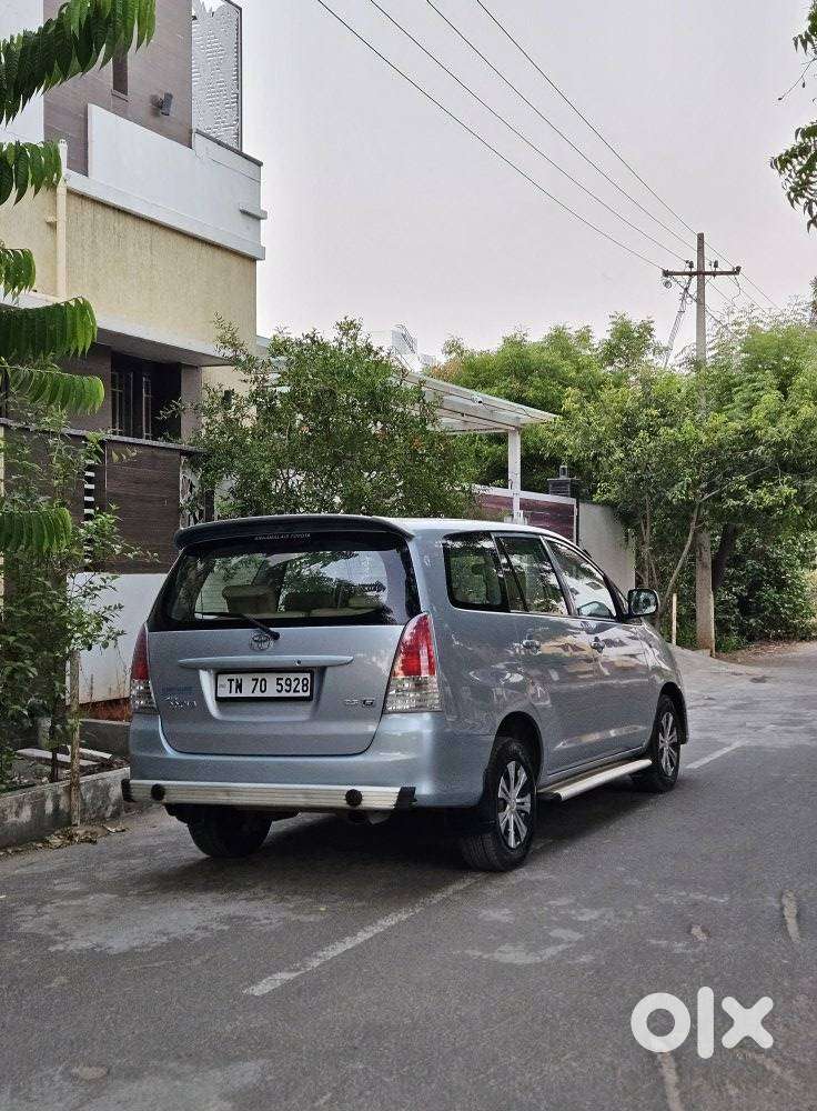 Toyota Innova 2.5 G (diesel) 8 Seater, 2009, Diesel