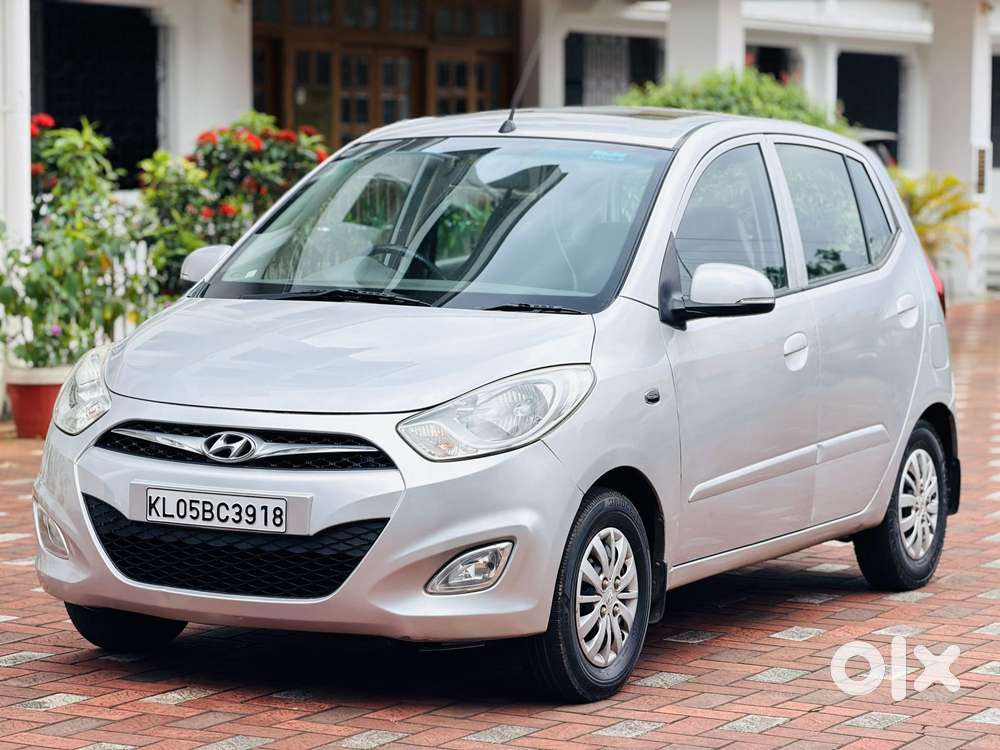 Hyundai I10 Asta 1.2 At With Sunroof, 2013, Petrol