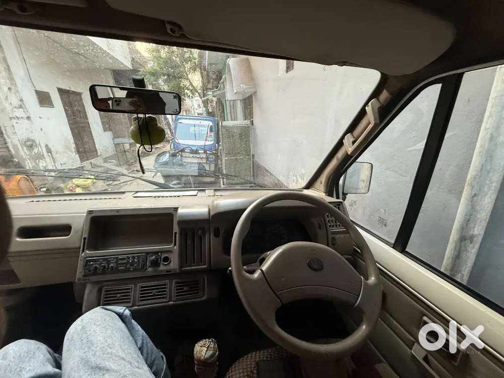 Tata Winger Deluxe 2012