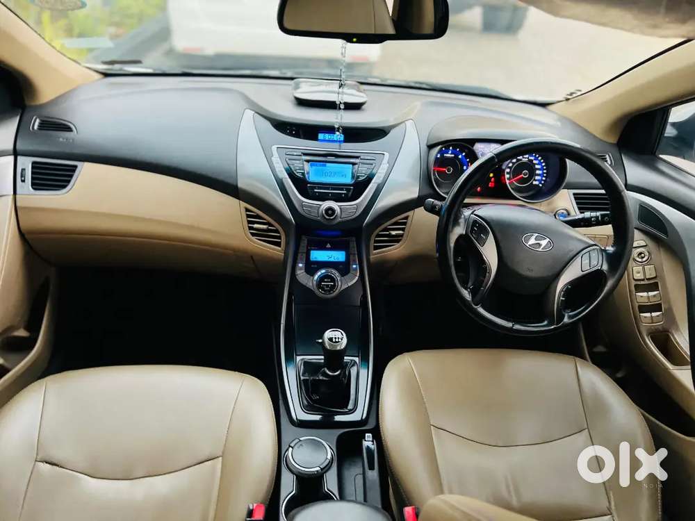 Hyundai Elantra 2013 Crdi S