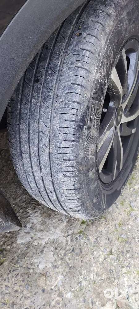 Mahindra Xuv700 2024 Diesel 20000 Km Driven