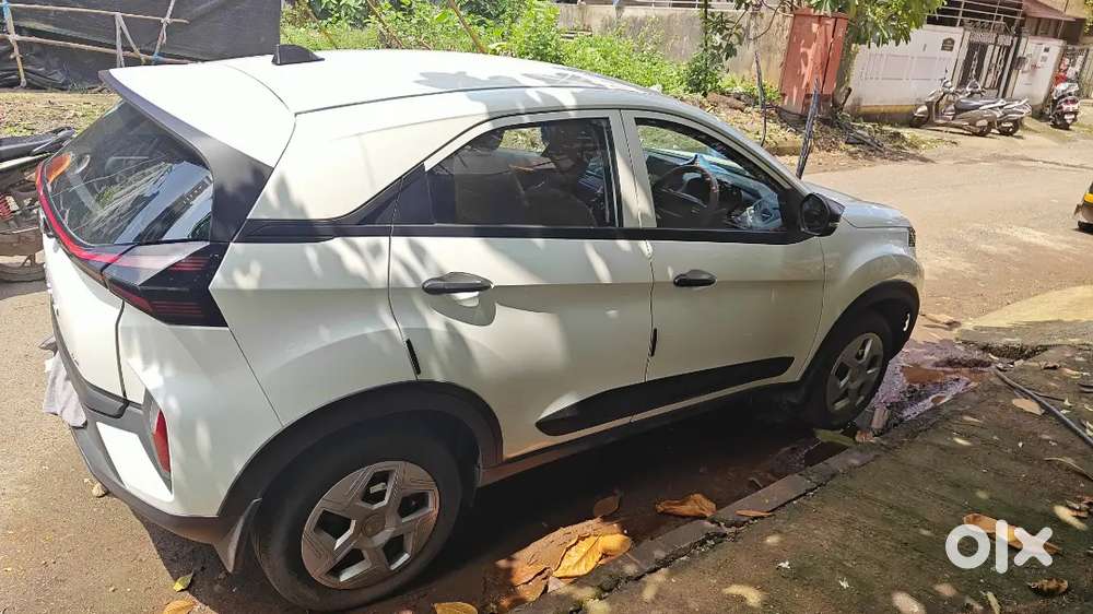 Tata Nexon Petrol 2025