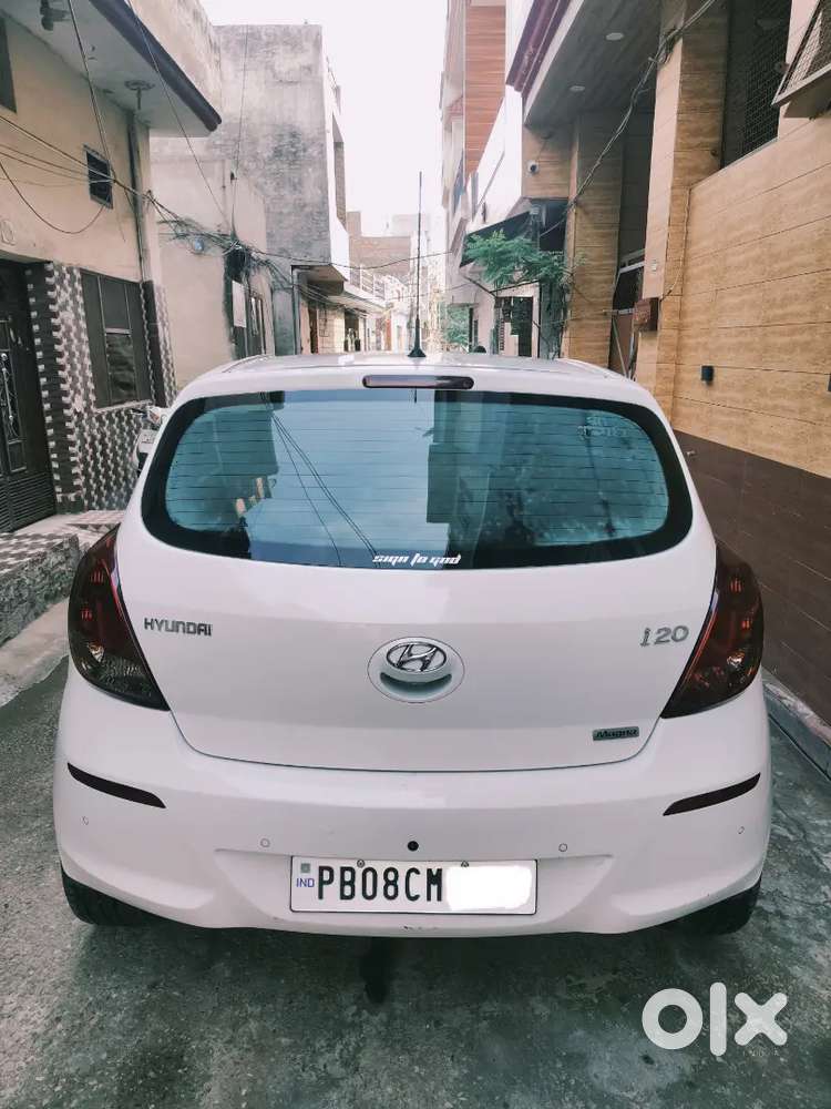 Hyundai I20 2013 Petrol 30000 Km Driven