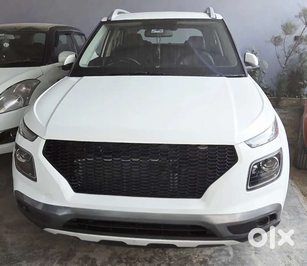 Hyundai Venue 2020 Diesel 60000 Km Driven