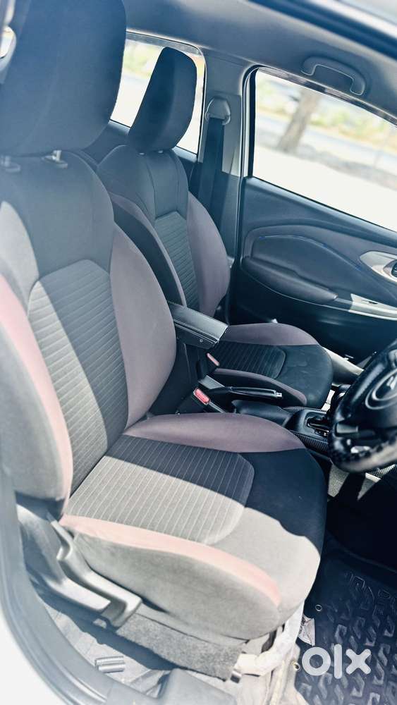 Maruti Suzuki Fronx Delta Plus 1.2l Ags, 2023, Petrol