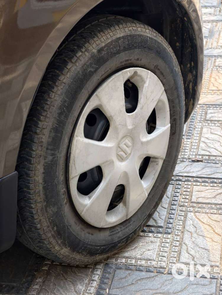 Maruti Suzuki Ritz Vxi, 2010, Petrol