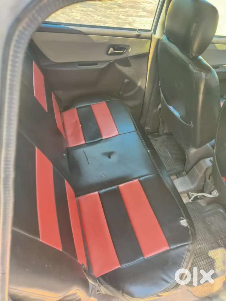 अच्छी कंडीशन है और पेट्रोल इंजन है