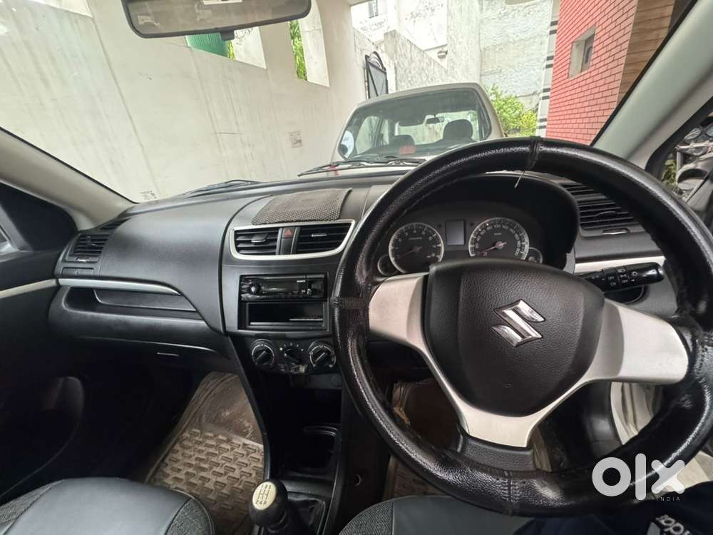 Maruti Suzuki Swift Petrol 2012