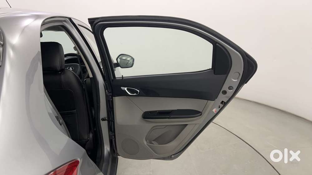 Tata Tiago 1.2 Revotron Xz Plus, 2018, Petrol