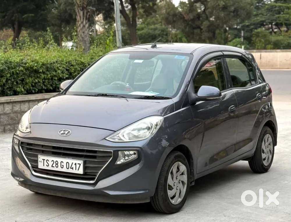 Hyundai     Santro     2019 Petrol    Well    Maintained