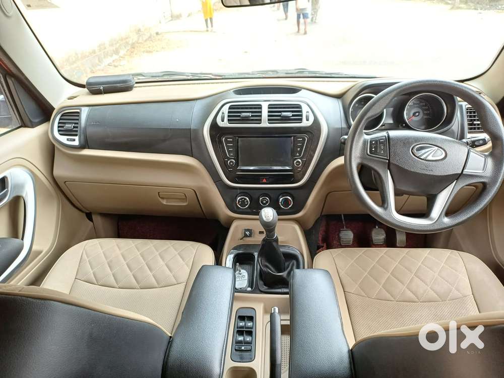 Mahindra Tuv 300