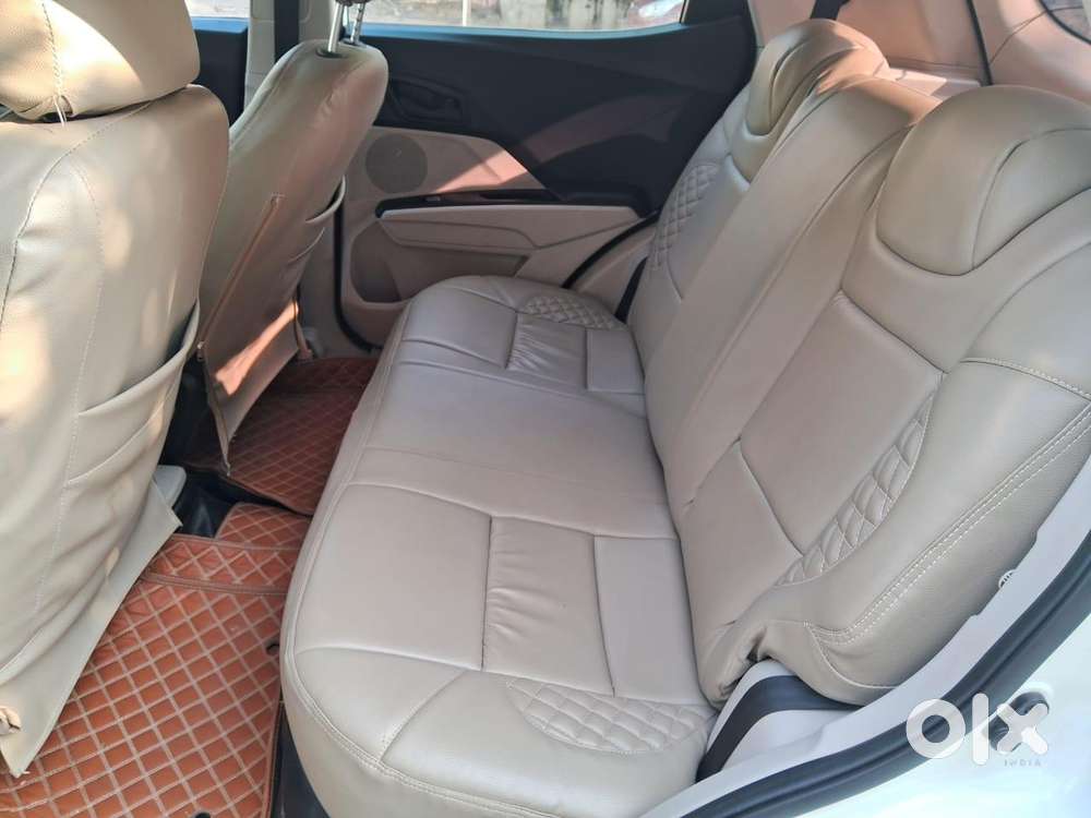 Mahindra Xuv300 W4, 2022, Petrol