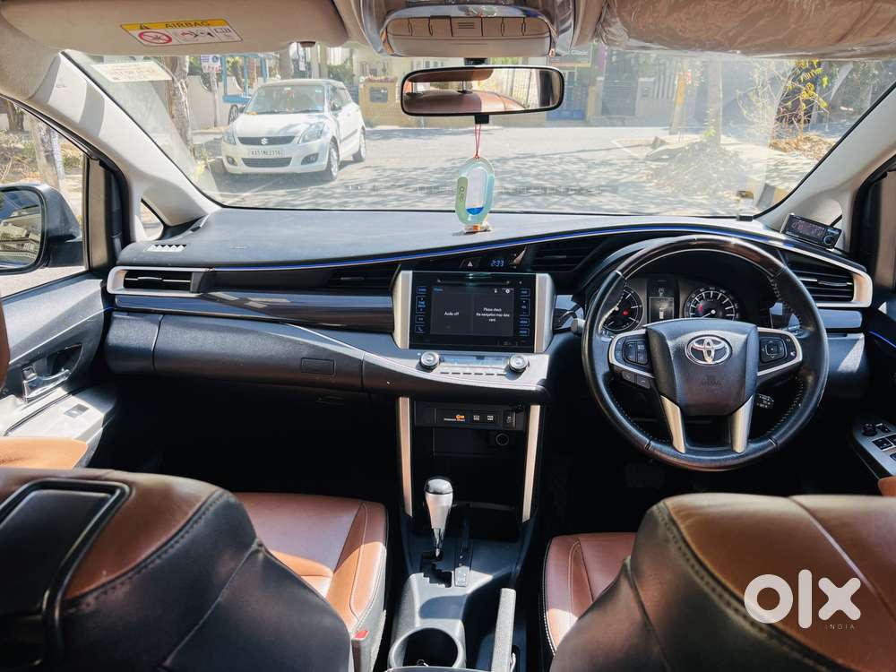 Toyota Innova Crysta 2.8z Automatic, 2018, Diesel