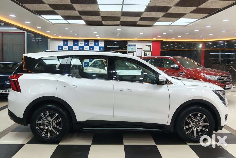 Mahindra Xuv700 2.0 Ax 7 Petrol At Luxury Pack Str, 2023, Petrol