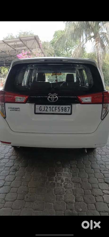 Toyota Innova Crysta 2018 Diesel 284000 Km Driven