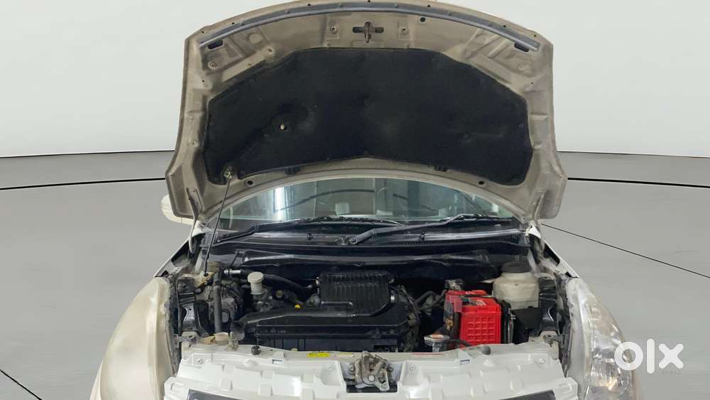 Maruti Suzuki Swift Zxi, 2015, Petrol