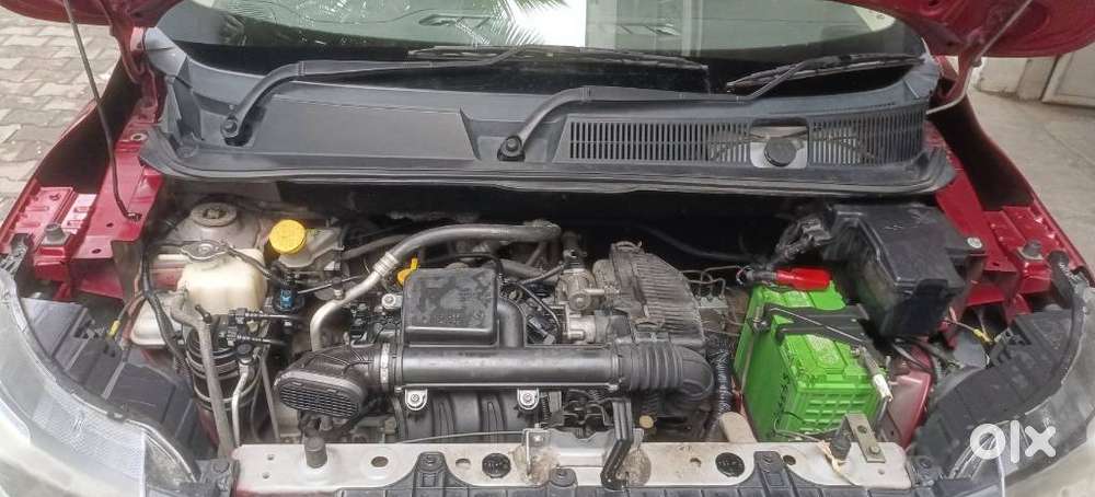 Renault Triber Rxz, 2020, Petrol