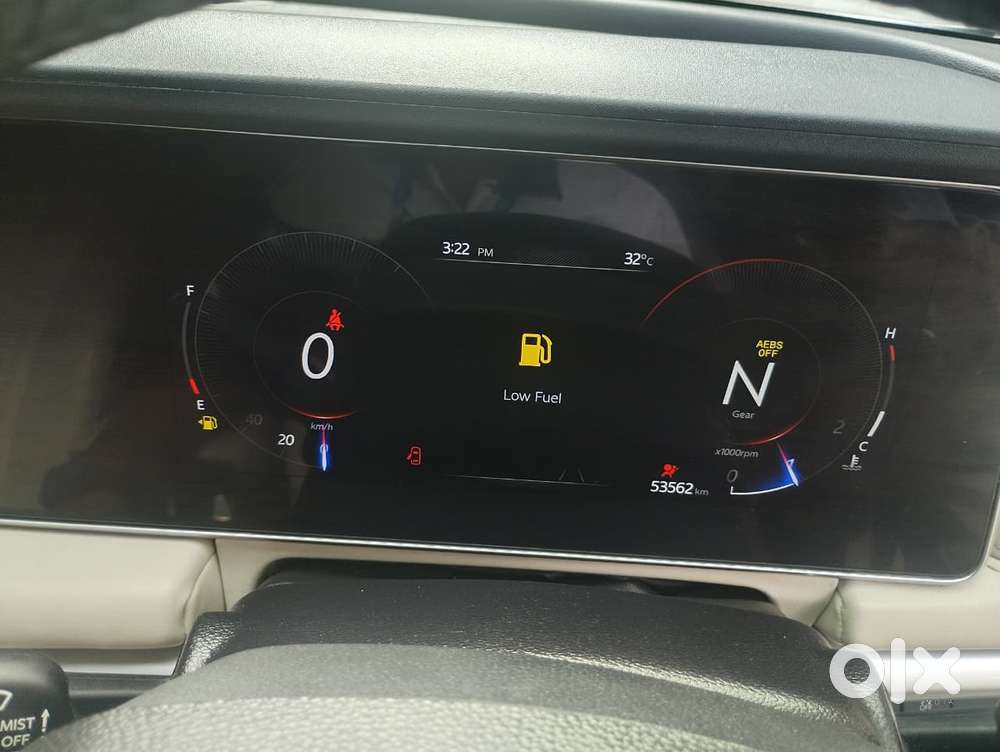 Mahindra Xuv700 2.2 Ax 7 Diesel Mt Luxury Pack Str, 2024, Diesel