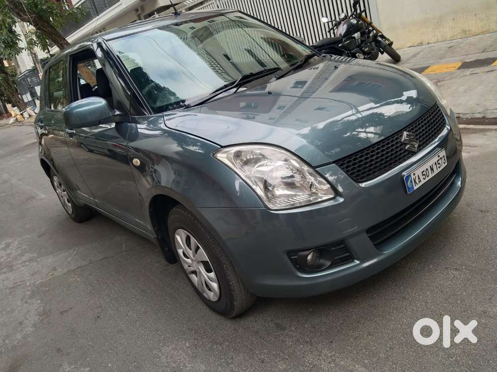 Maruti Suzuki Swift Vxi + Manual, 2011, Petrol