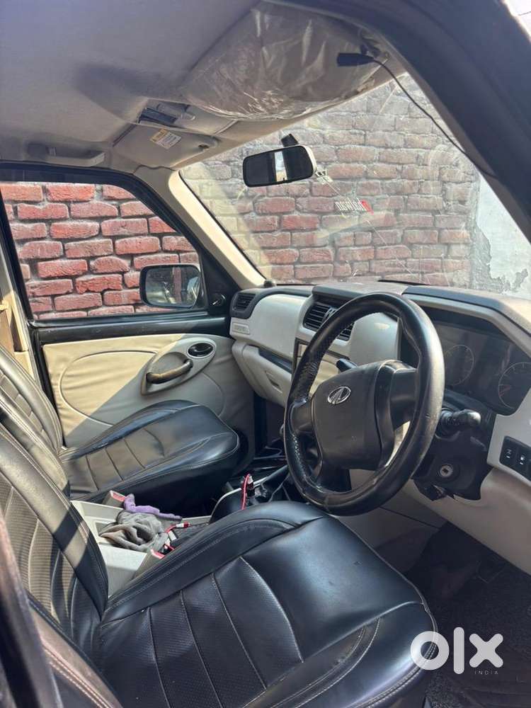 Mahindra Diesel Car 2019