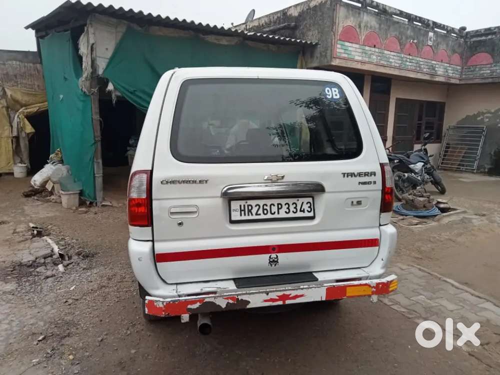 Chevrolet Tavera 2015 Diesel 33000 Km Driven