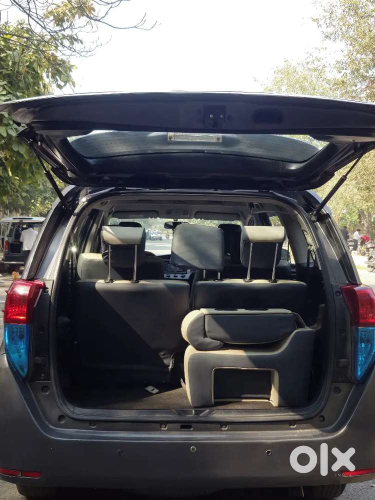 Toyota Innova Crysta 2018 Diesel Well Maintained