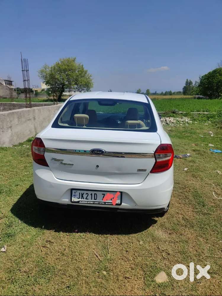 Ford Aspire Titanium Blu 2018