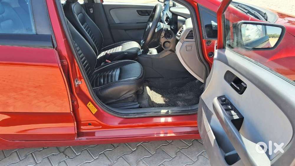 Tata Altroz 1.2 Xt, 2020, Petrol