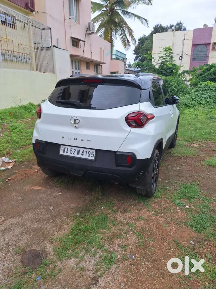 Complete Showroom History With Good Condition Non Accidental Vechile