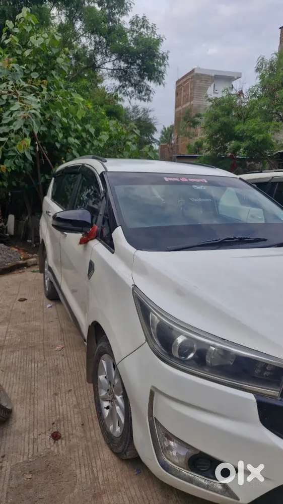 Toyota Innova Crysta Diesel 2016