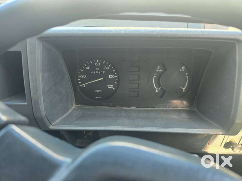 Maruti Suzuki Omni 1998-2005 5 Str Std, 2004
