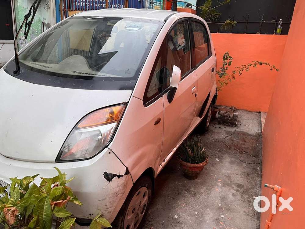 Tata Nano Cx White, With Ac, Petrol