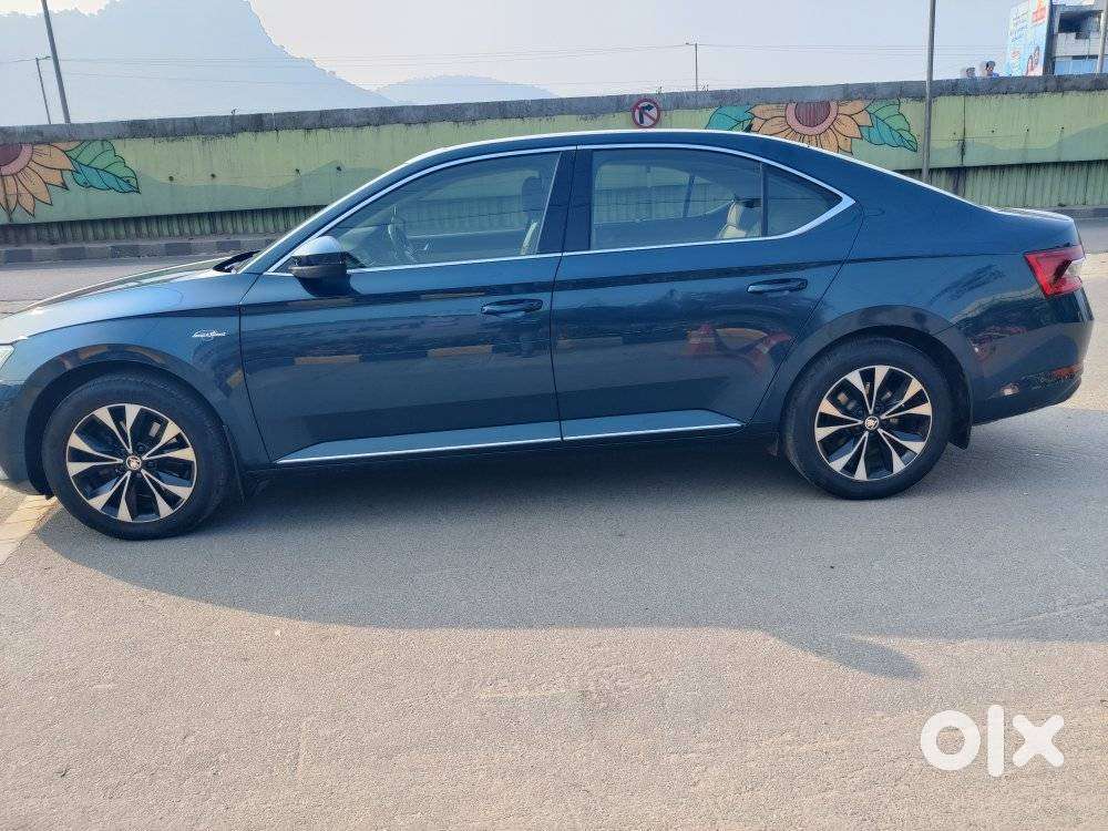 Skoda Superb L&k 2.0 Tdi At, 2022, Petrol