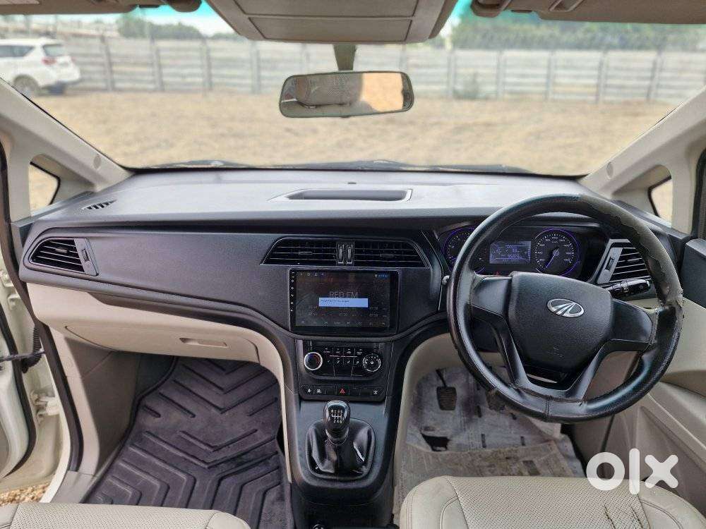 Mahindra Marazzo M2 8str, 2022, Diesel
