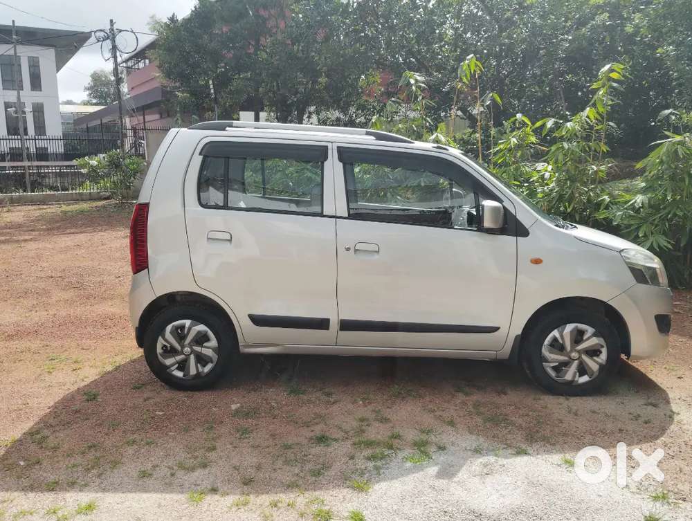 Maruti Suzuki Wagon R 2017 Automatic High Quality Showroom Service.