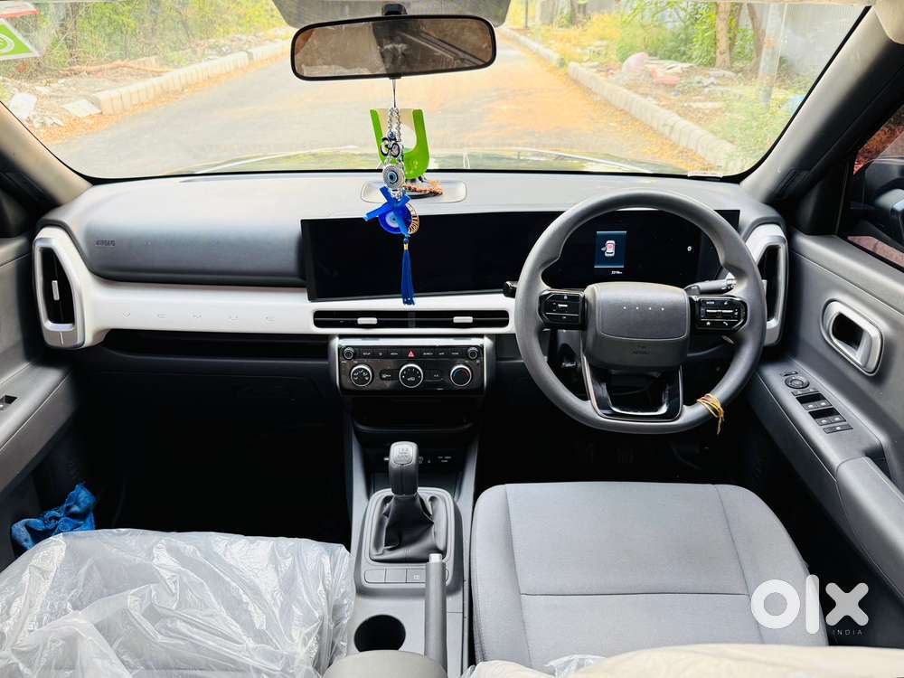 Hyundai Venue Sx Mt, 2026, Petrol