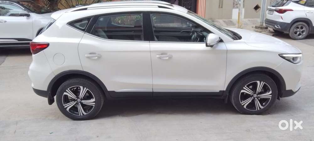 Mg Astor Zs Vti-tech Cvt Sharp, 2024, Petrol