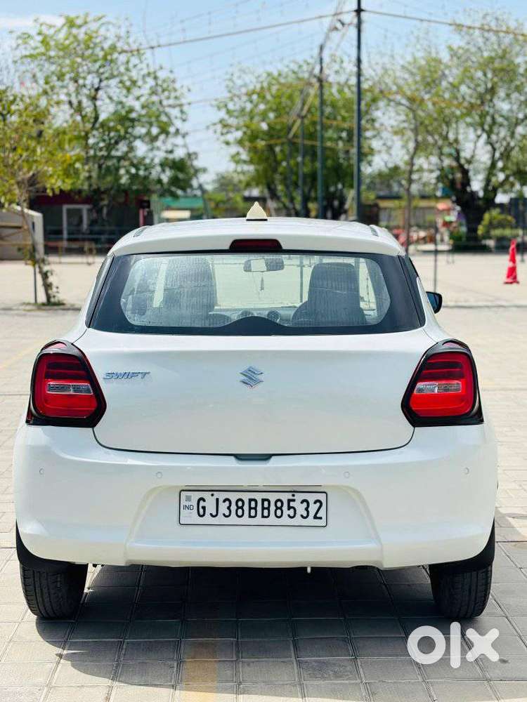 Maruti Suzuki Swift 1.2 Vxi (o), 2021, Petrol