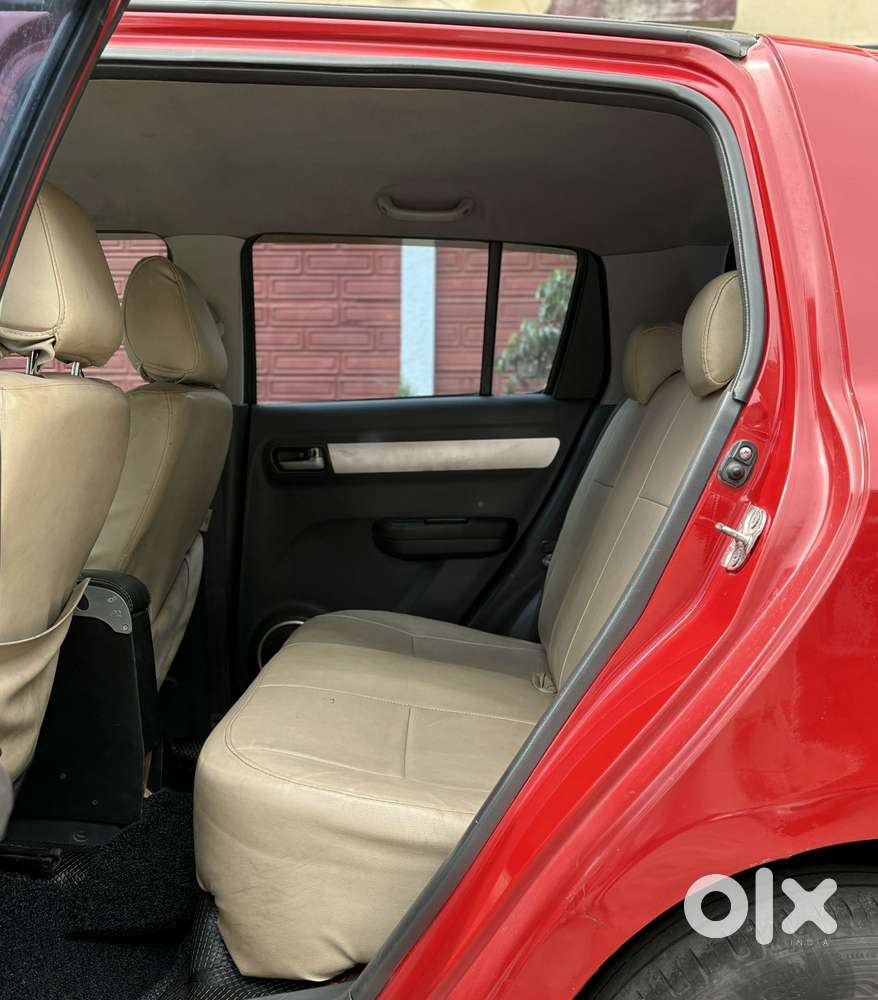 Maruti Suzuki Swift Vxi Bsiv, 2010, Petrol