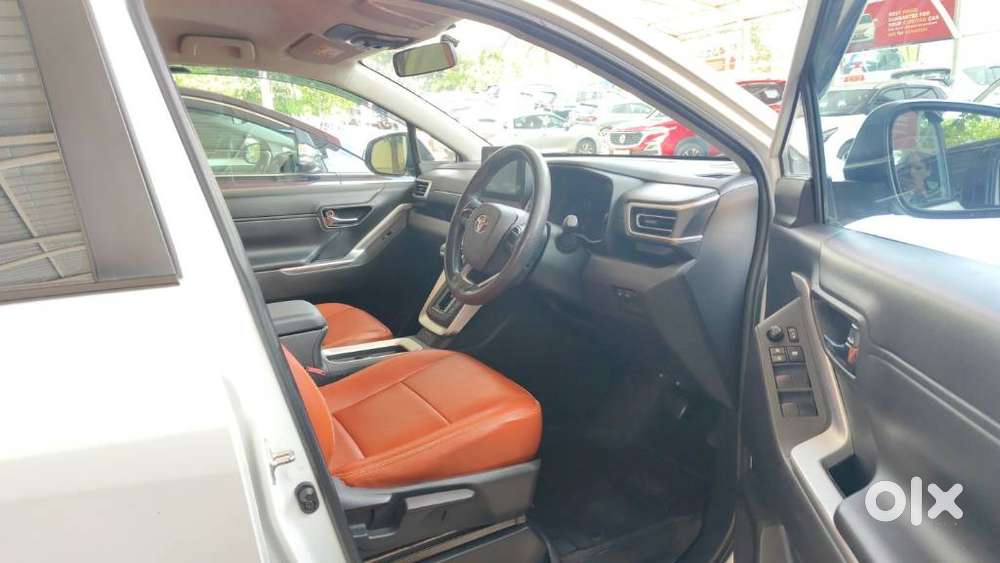 Toyota Innova Hycross 2.0 Gx 7 Str, 2023, Petrol