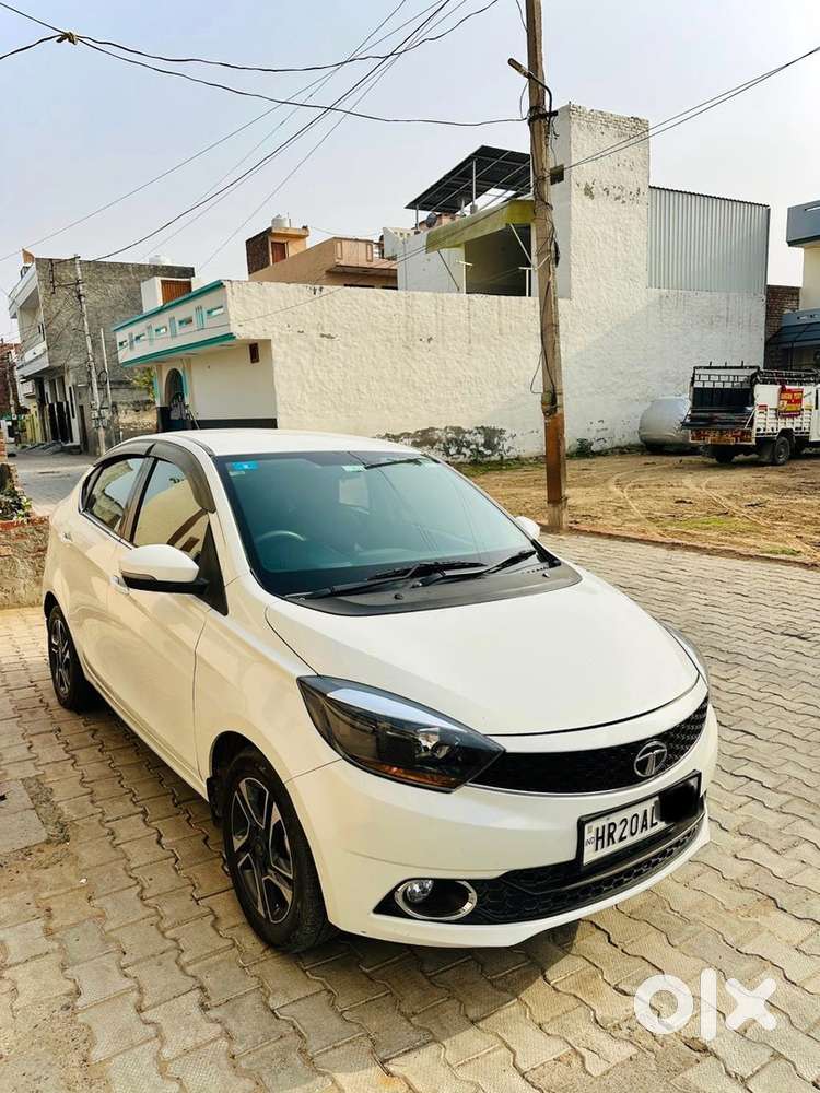 Tata Tigor Petrol 2018