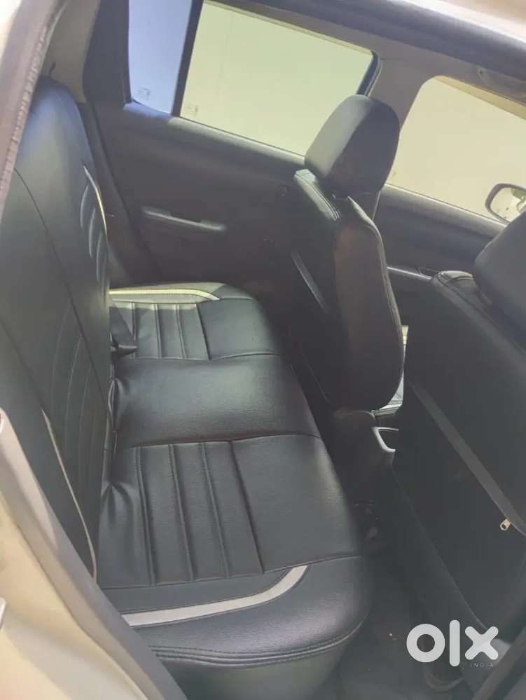 Maruti Suzuki Swift Lxi 2011