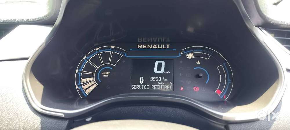 Renault Triber Rxz, 2022, Petrol