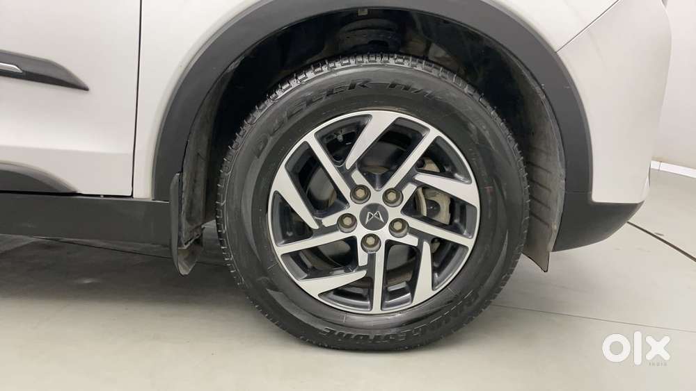 Mahindra Xuv300 W8 Option, 2023, Petrol