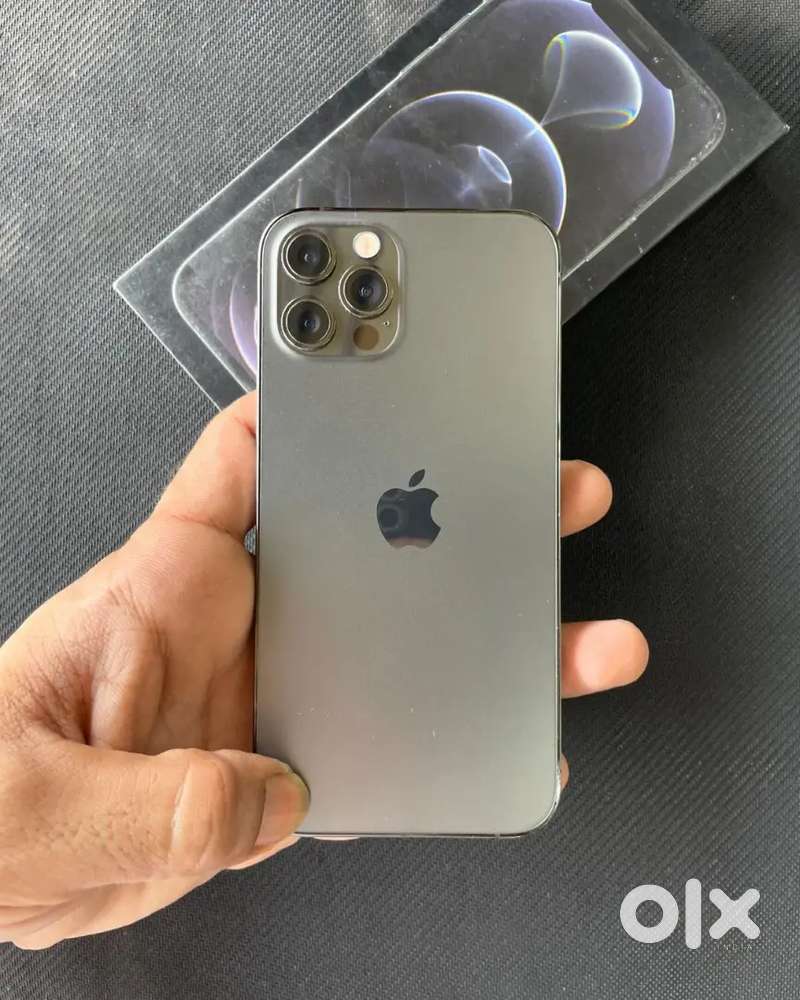Selling my iphone 12 pro, good condition good battery Mobile Phones