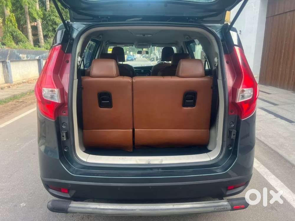 Mahindra Marazzo M6, 2018, Diesel