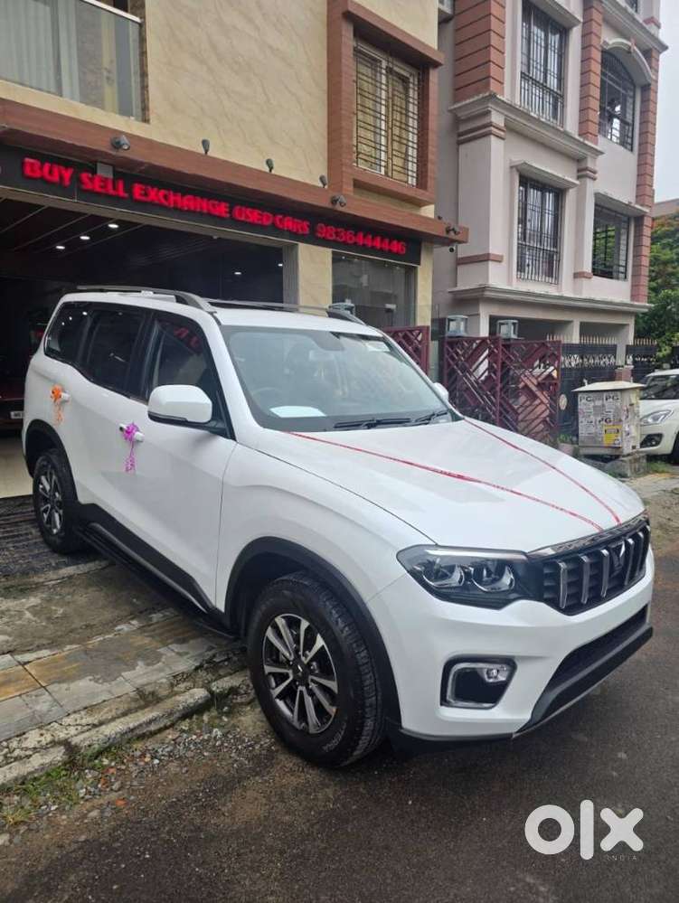 Mahindra Scorpio N Z8 Petrol At 7 Str, 2026, Petrol