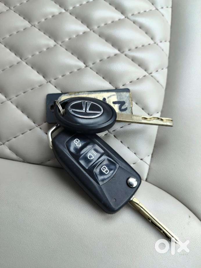 Tata Tiago 1.2 Revotron Xm, 2024, Petrol