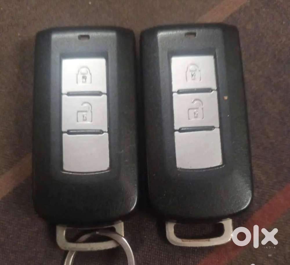 Mitsubishi Outlander Petrol 2012
