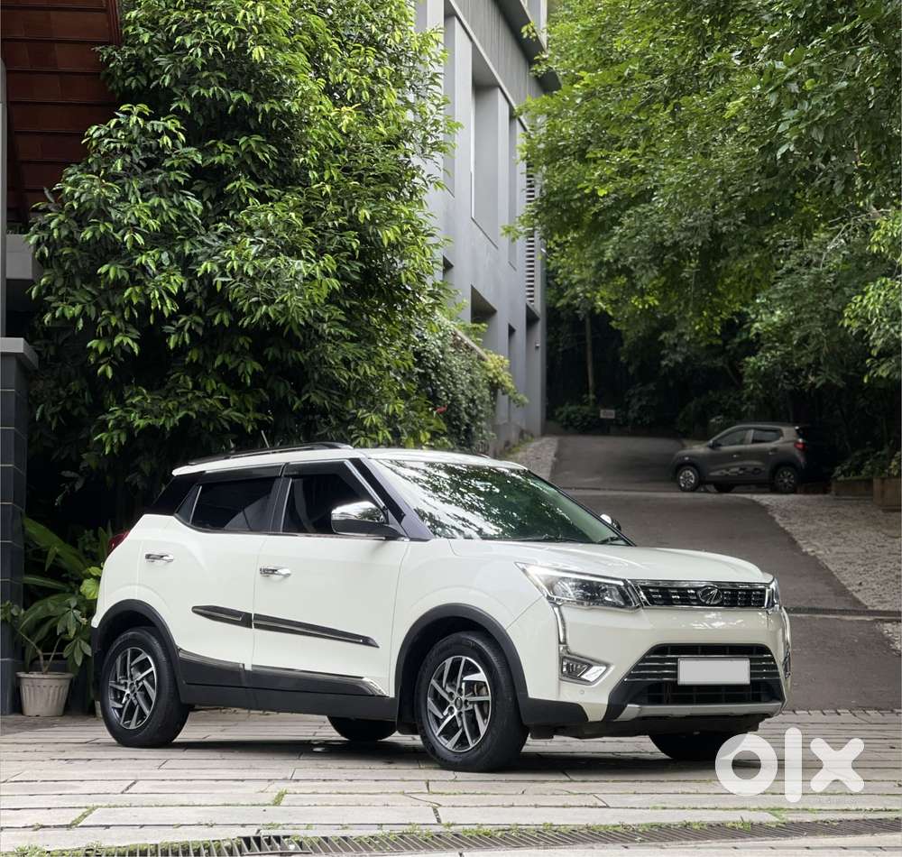 Mahindra Xuv300 W8 (o) 1.5 Diesel Amt, 2022, Diesel